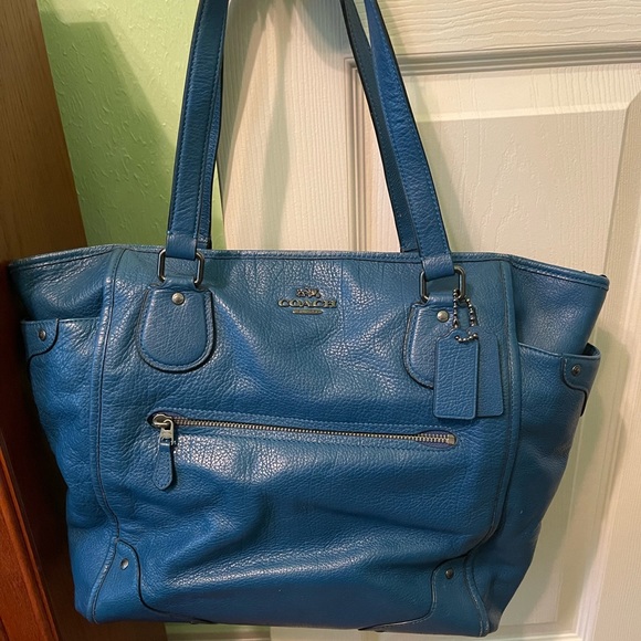 Authentic Coach bag - Picture 2 of 4